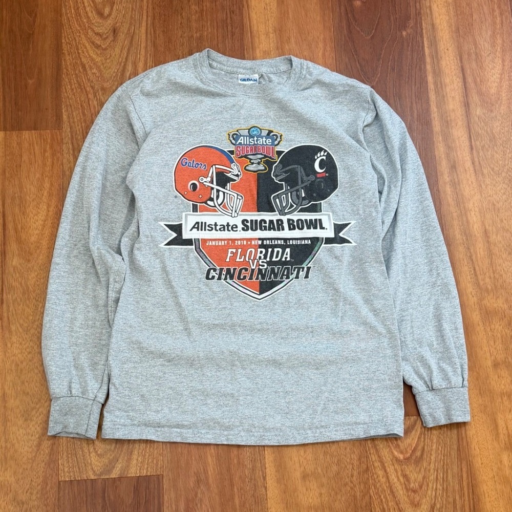 Cincinnati Bearcats vs Florida Gators 2010 Sugar Bowl Long Sleeve Men's Small